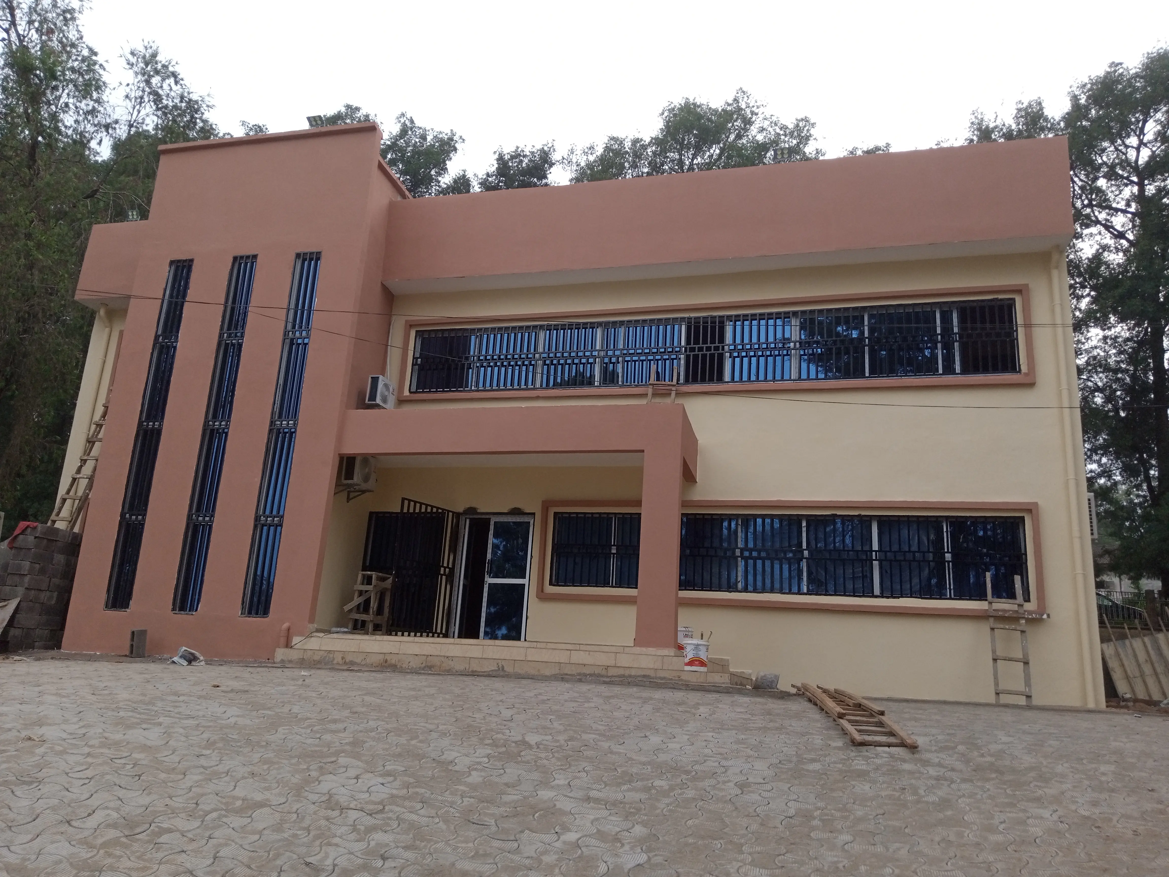 CONSTRUCTION DU COMMAND CENTER DE BAFOUSSAM