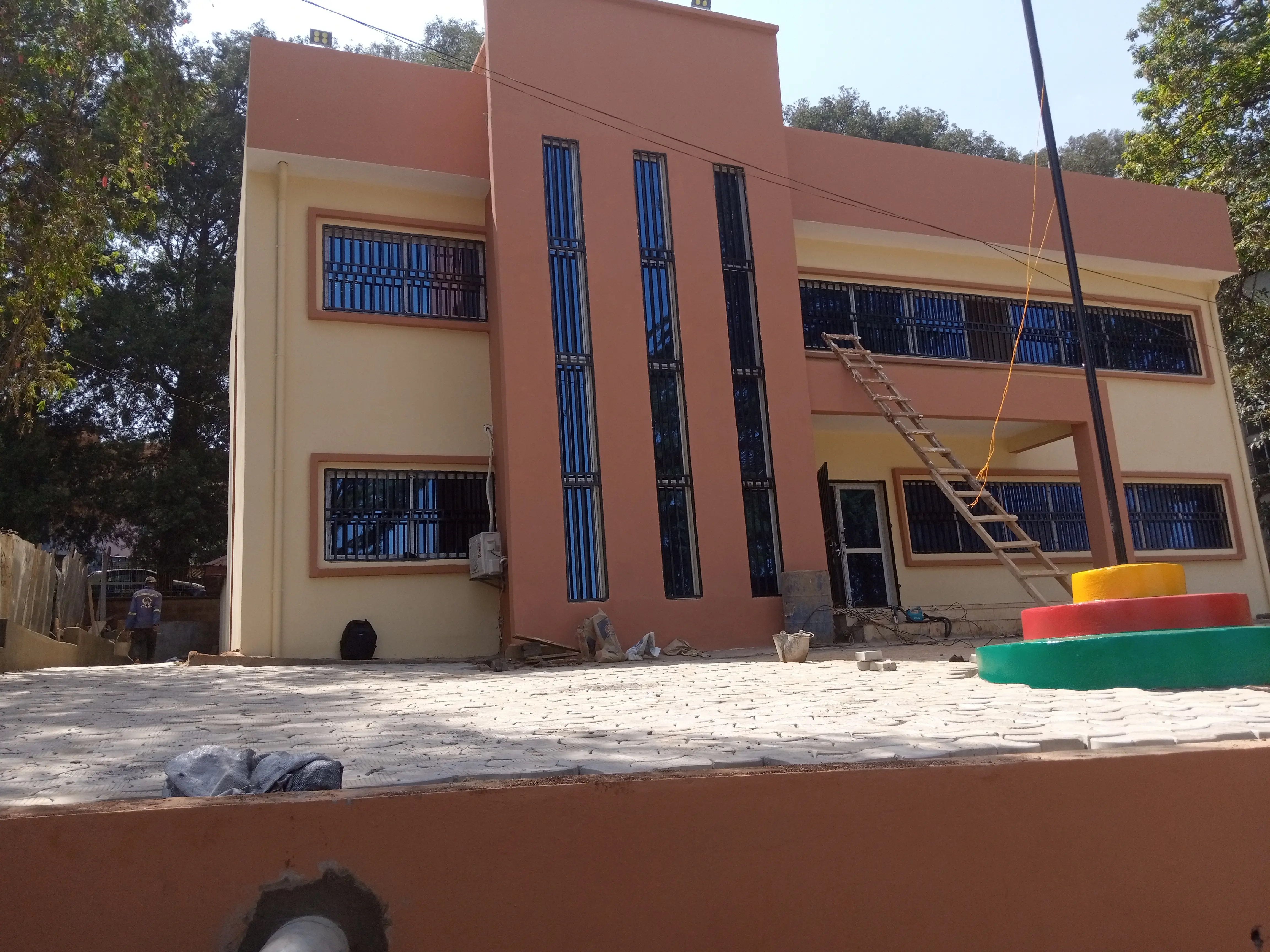 CONSTRUCTION DU COMMAND CENTER DE BAFOUSSAM